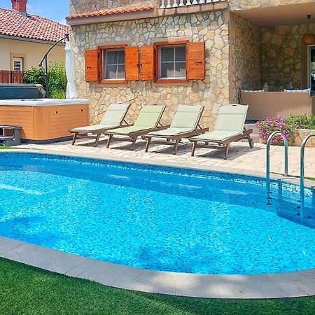 Holiday Home Mikac - Mlk136 By Interhome Dobrinj المظهر الخارجي الصورة