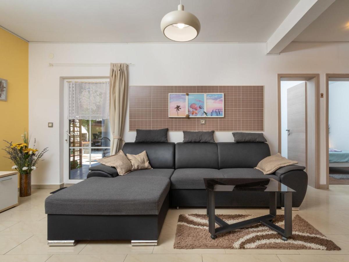 Holiday Home Mikac - Mlk136 By Interhome Dobrinj المظهر الخارجي الصورة