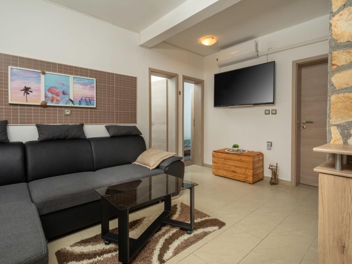 Holiday Home Mikac - Mlk136 By Interhome Dobrinj المظهر الخارجي الصورة