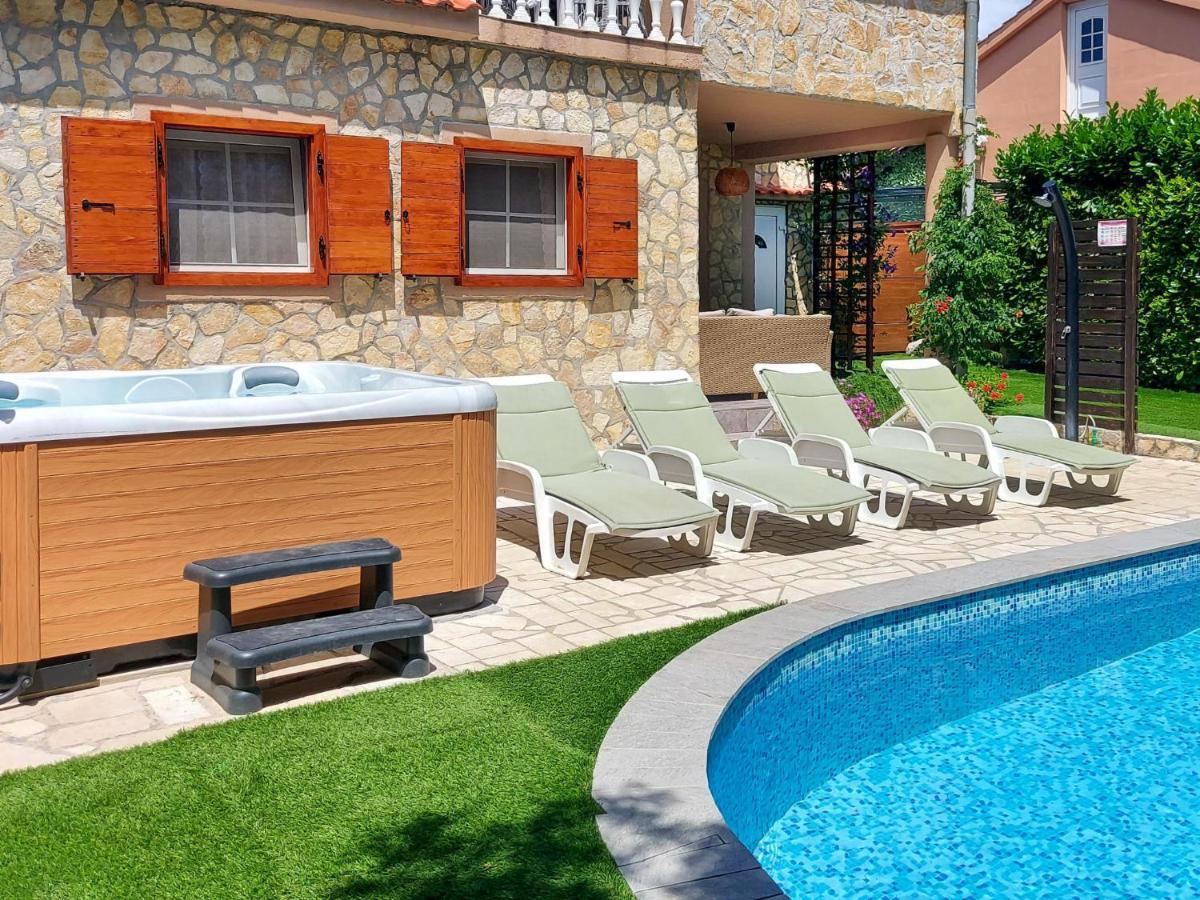 Holiday Home Mikac - Mlk136 By Interhome Dobrinj المظهر الخارجي الصورة